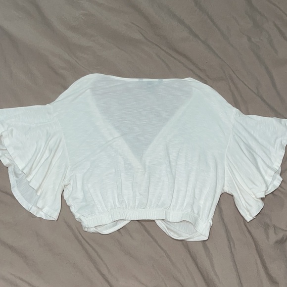 White tied front crop top with flare sleeves - Picture 4 of 4